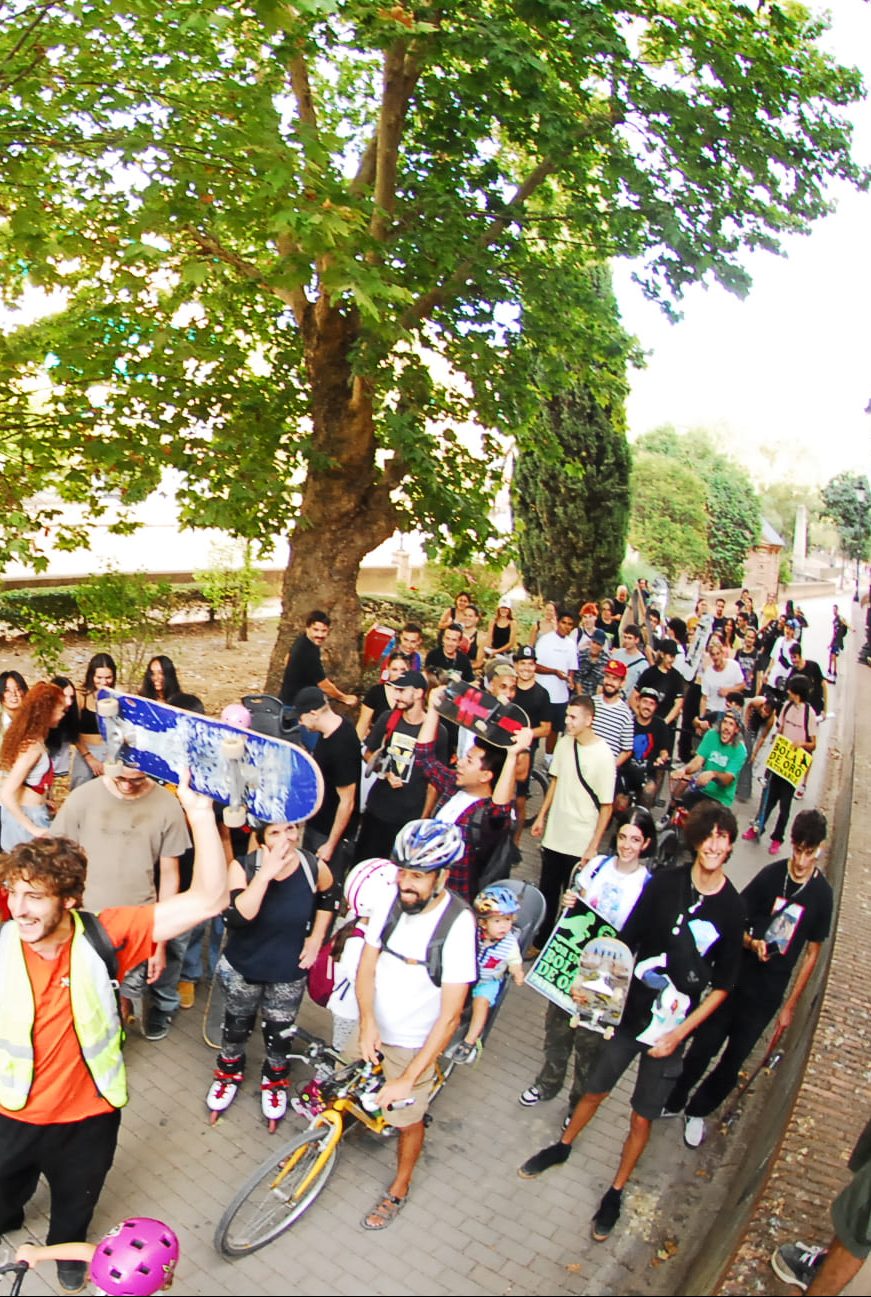 manifestación skate granada